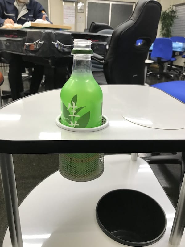 matsuoka-sidetable-drink-otinai