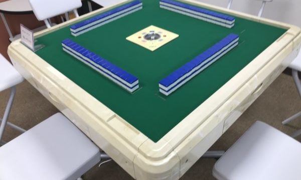 aqua-table-naname