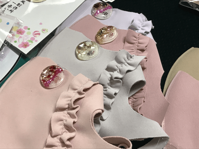 itijyo-iroha-mask-pin1